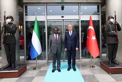 Millî Savunma Bakanı Hulusi  Akar, Sierra Leone Savunma Bakanı Kellie Hassan Conteh ile Bir Araya Geldi